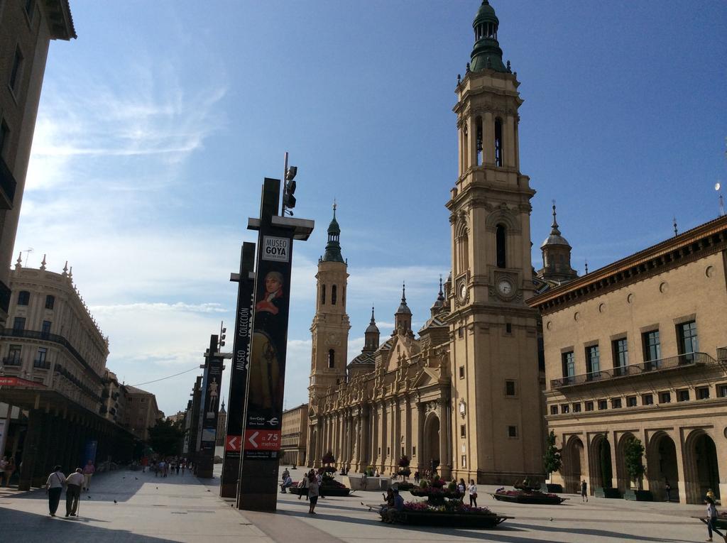 Hotel Don Jaime 54 Zaragoza Eksteriør billede