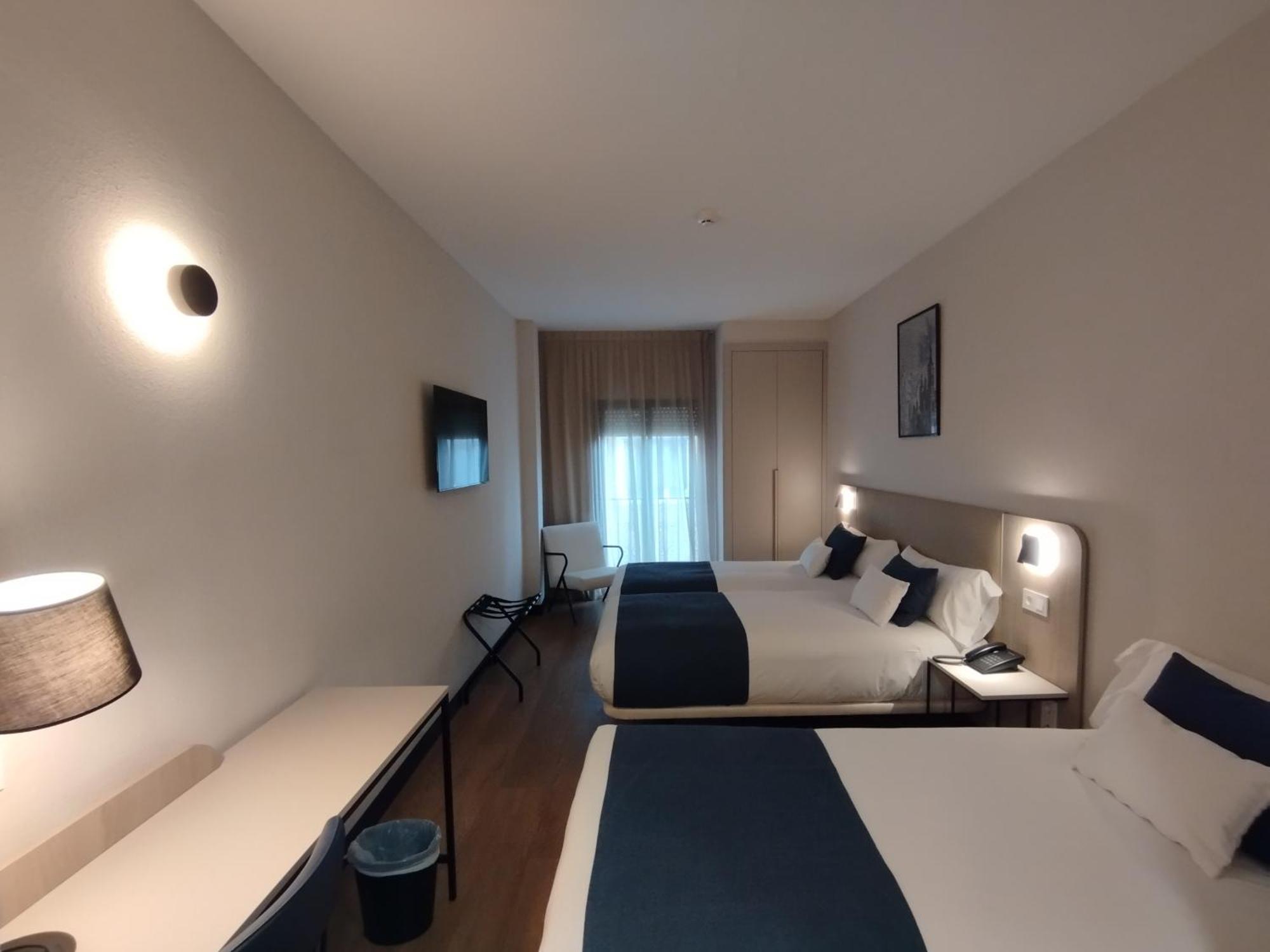 Hotel Don Jaime 54 Zaragoza Eksteriør billede