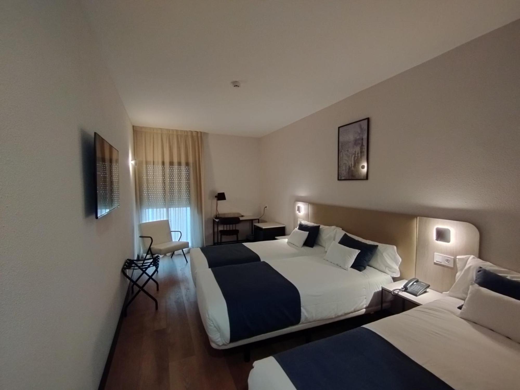 Hotel Don Jaime 54 Zaragoza Eksteriør billede